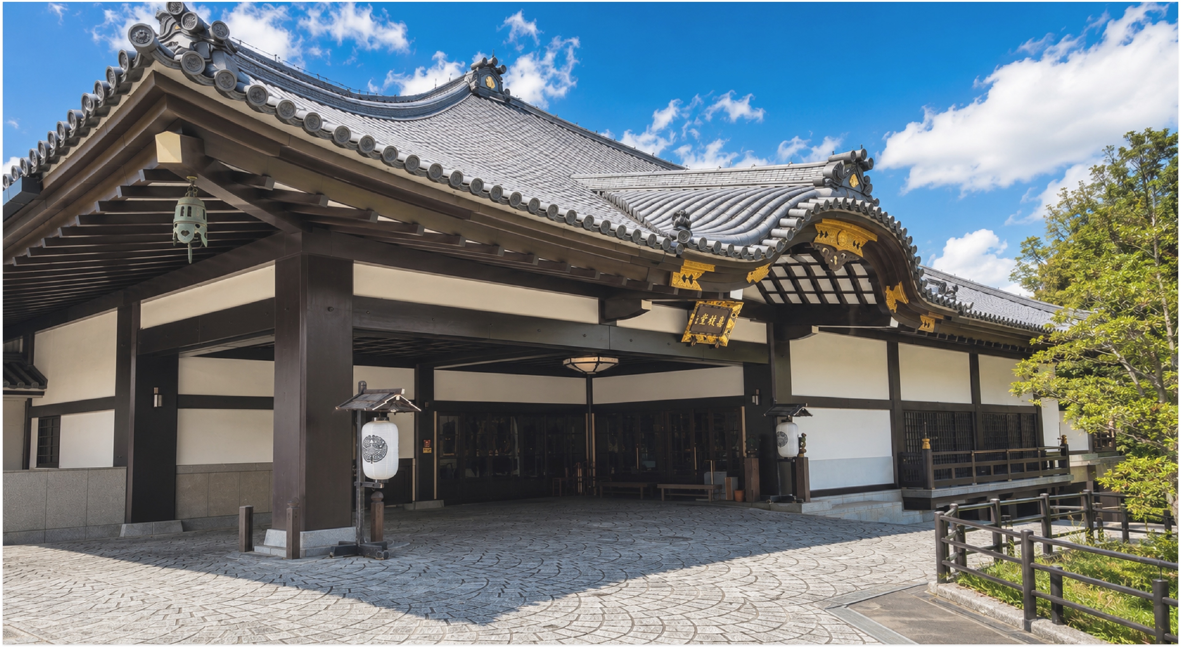 東山浄苑東本願寺の建物